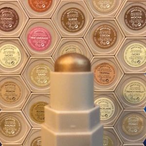 🍹Rum🍹Foundation Fenty Beauty Match Stix Rihanna